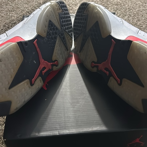 Men Jordan’s used size 13 - Picture 3 of 4